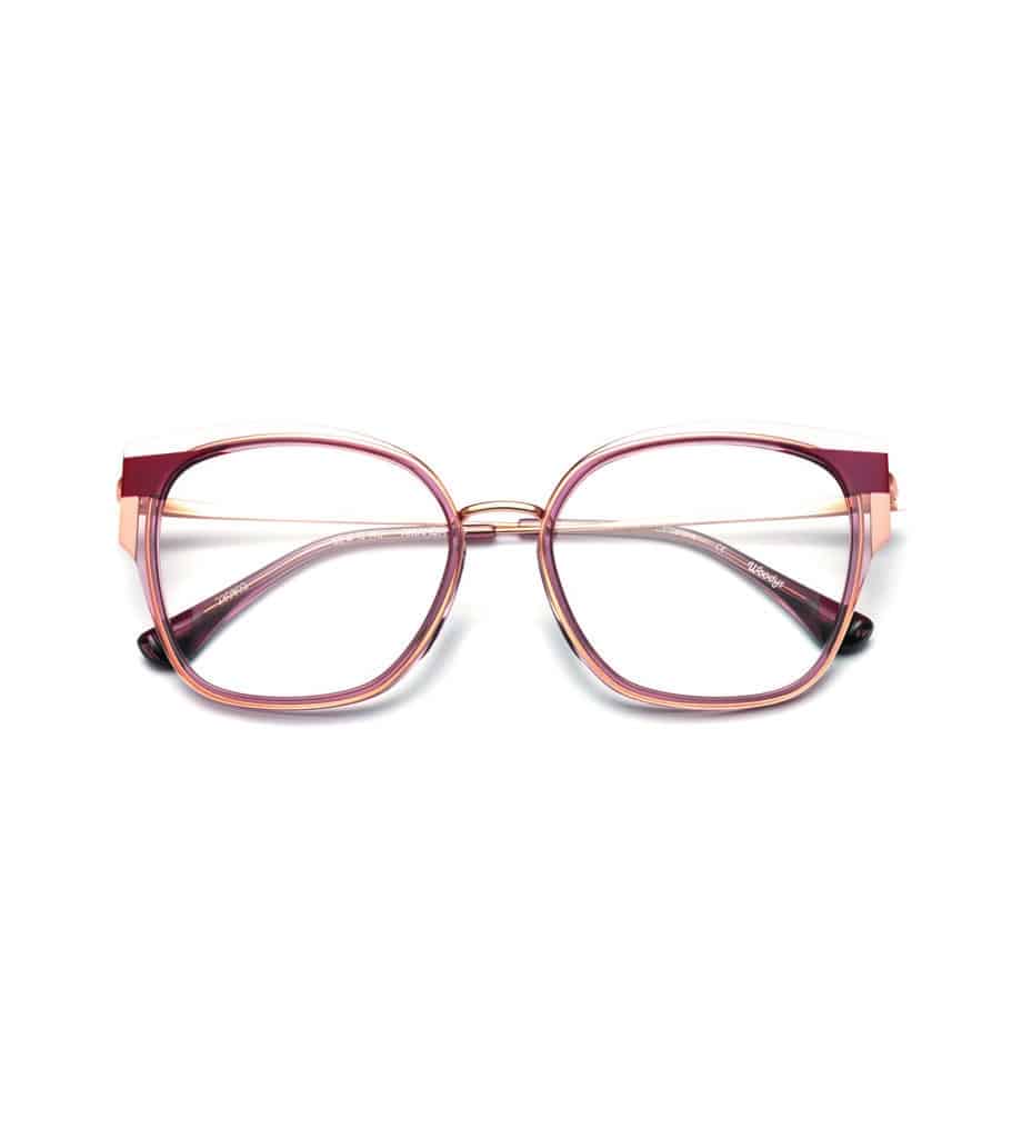 Woodys Amanda eyewear frame with hints of Pantone color of the 2024 Peach Fuzz