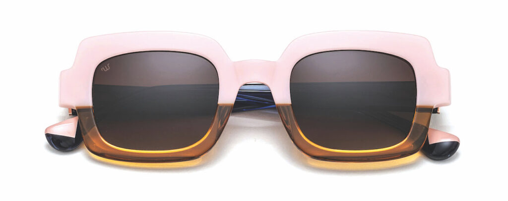 Modern Woodys, Lila 04 eyeglasses with a sleek pink and brown gradient design.