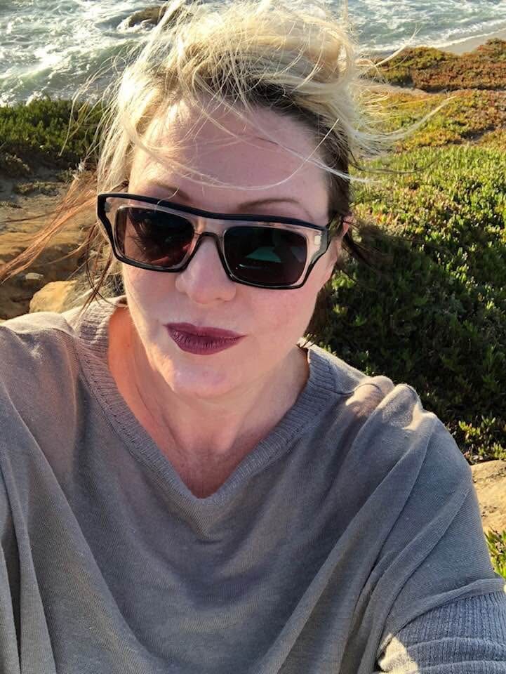 Jessica Fraser filed in background