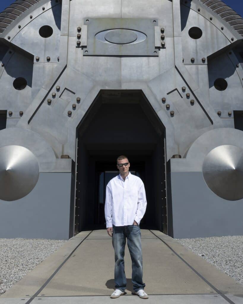 MATTHEW M WILLIAMS_OAKLEY